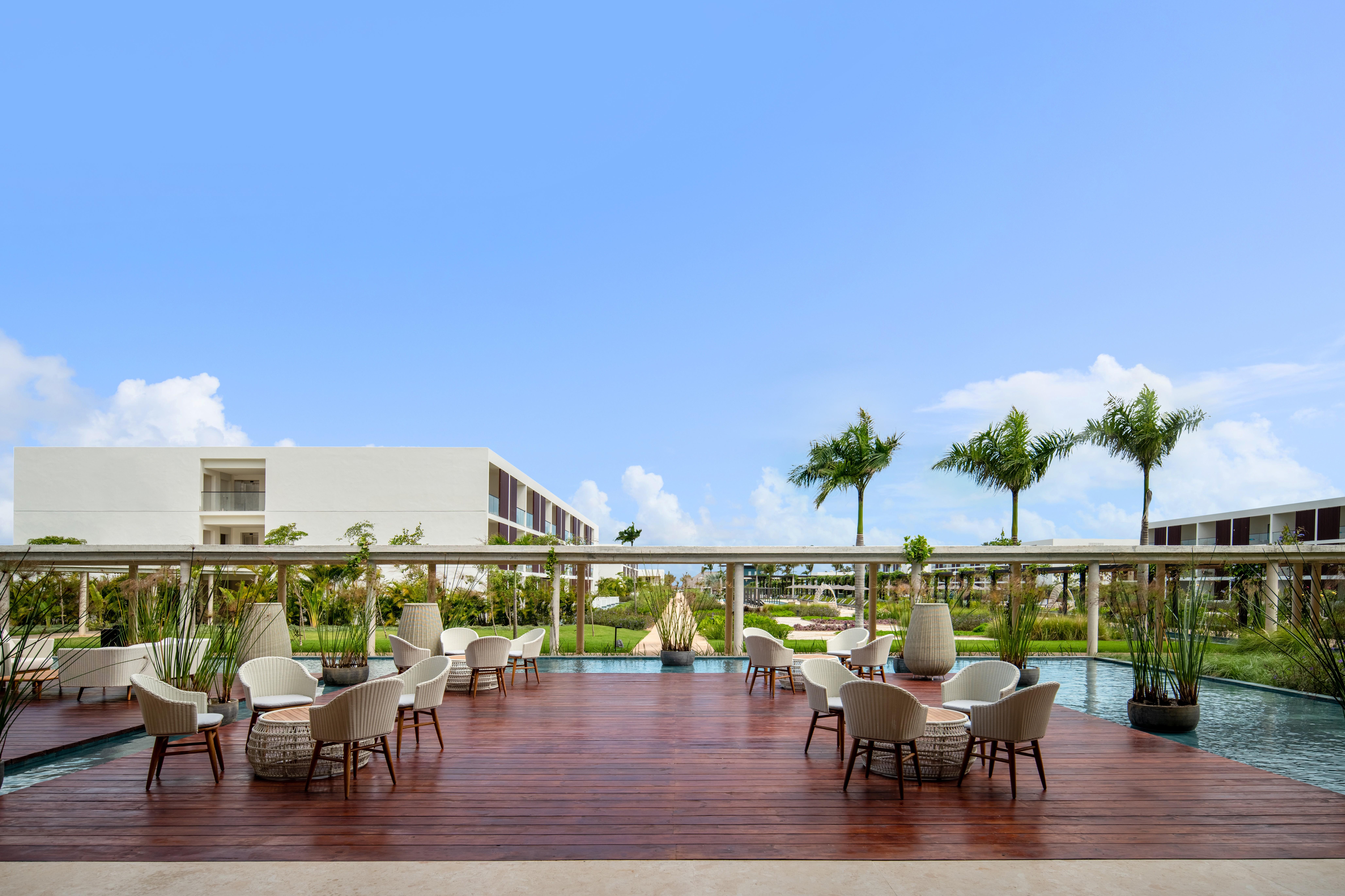 Resort Live Aqua (adults Only)